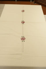 Table cloth - 8 seater embroidery