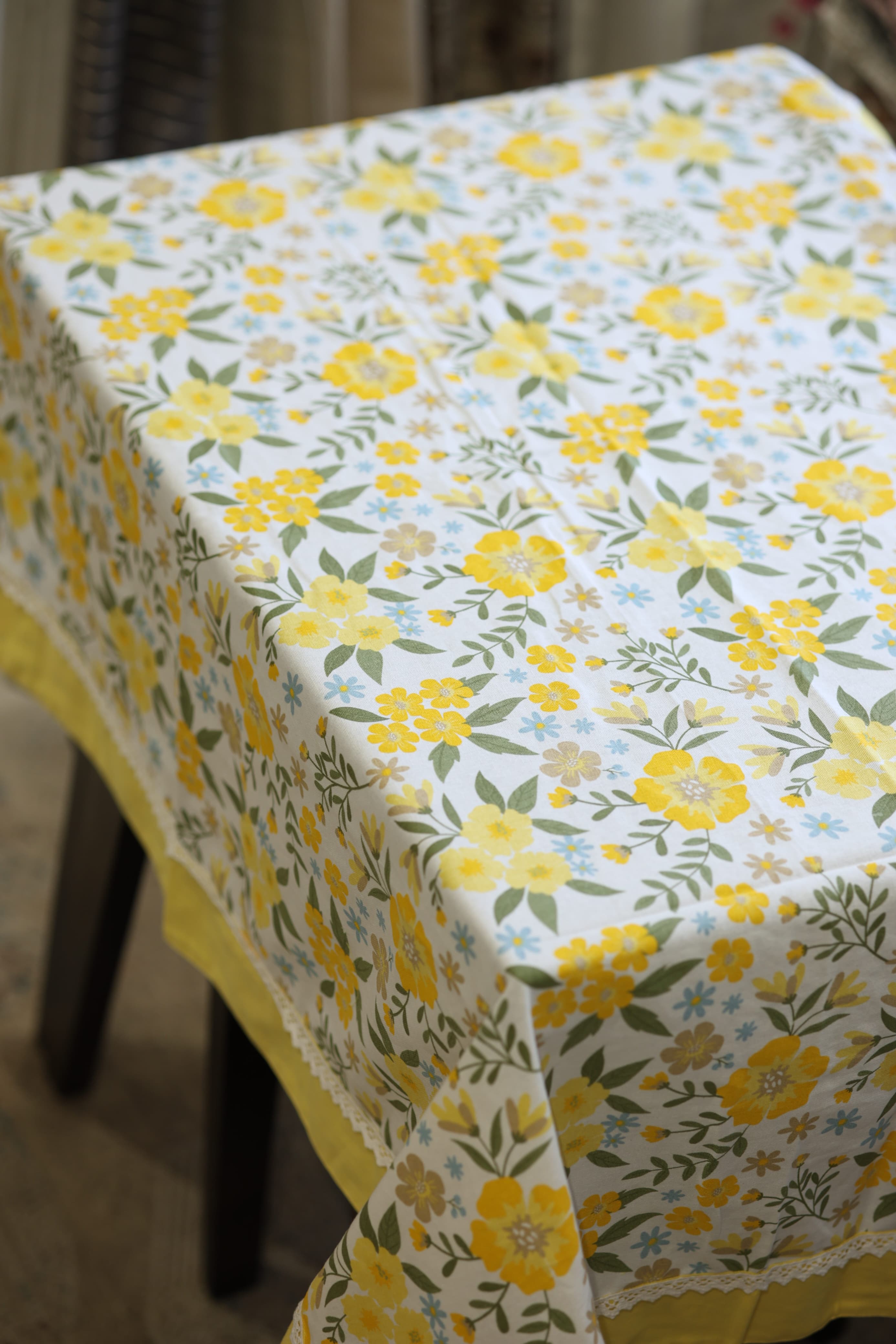 Table cloths -  4 seater printed table cloth
