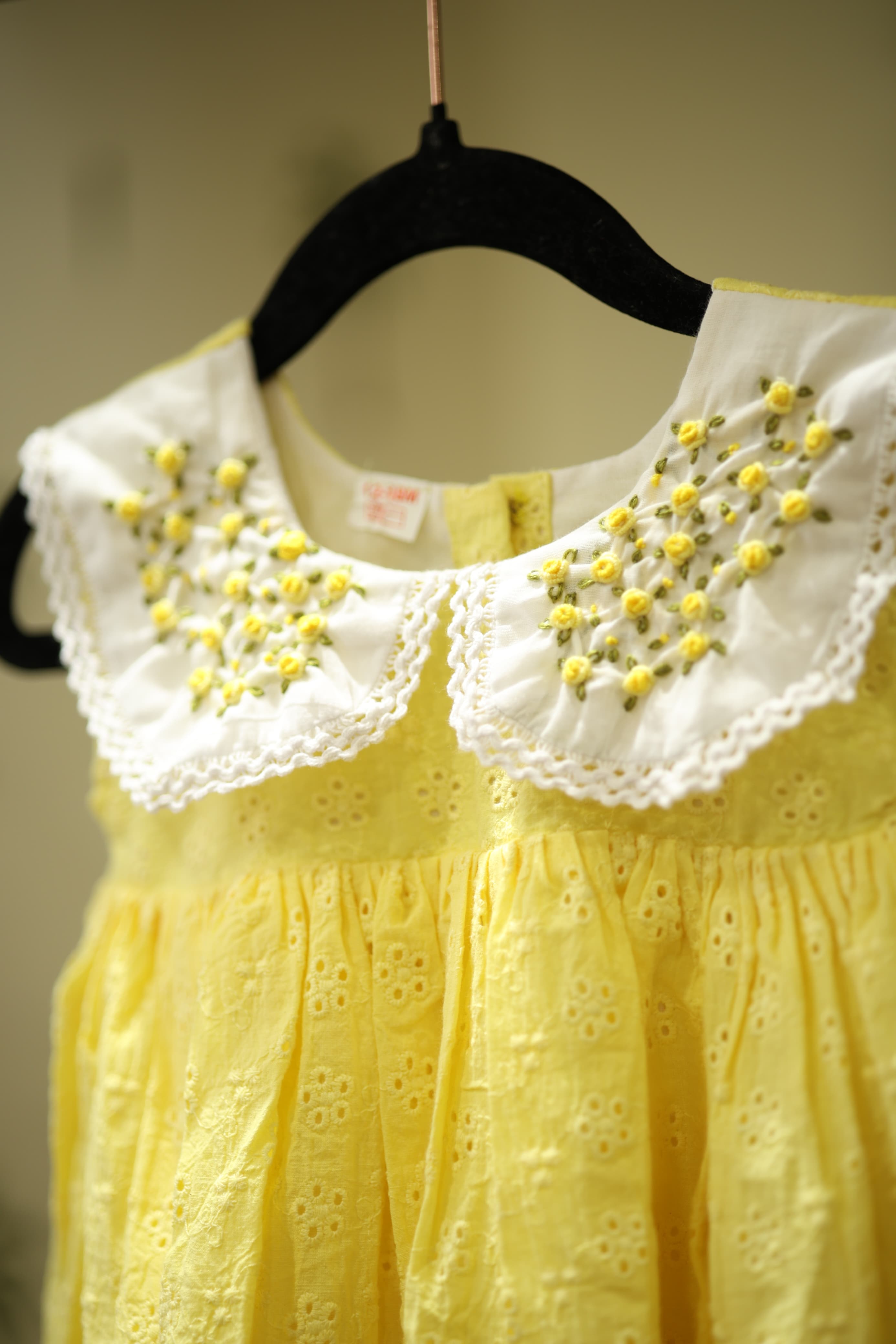 Kids dress - Hakoba with embroidery 12-18 months