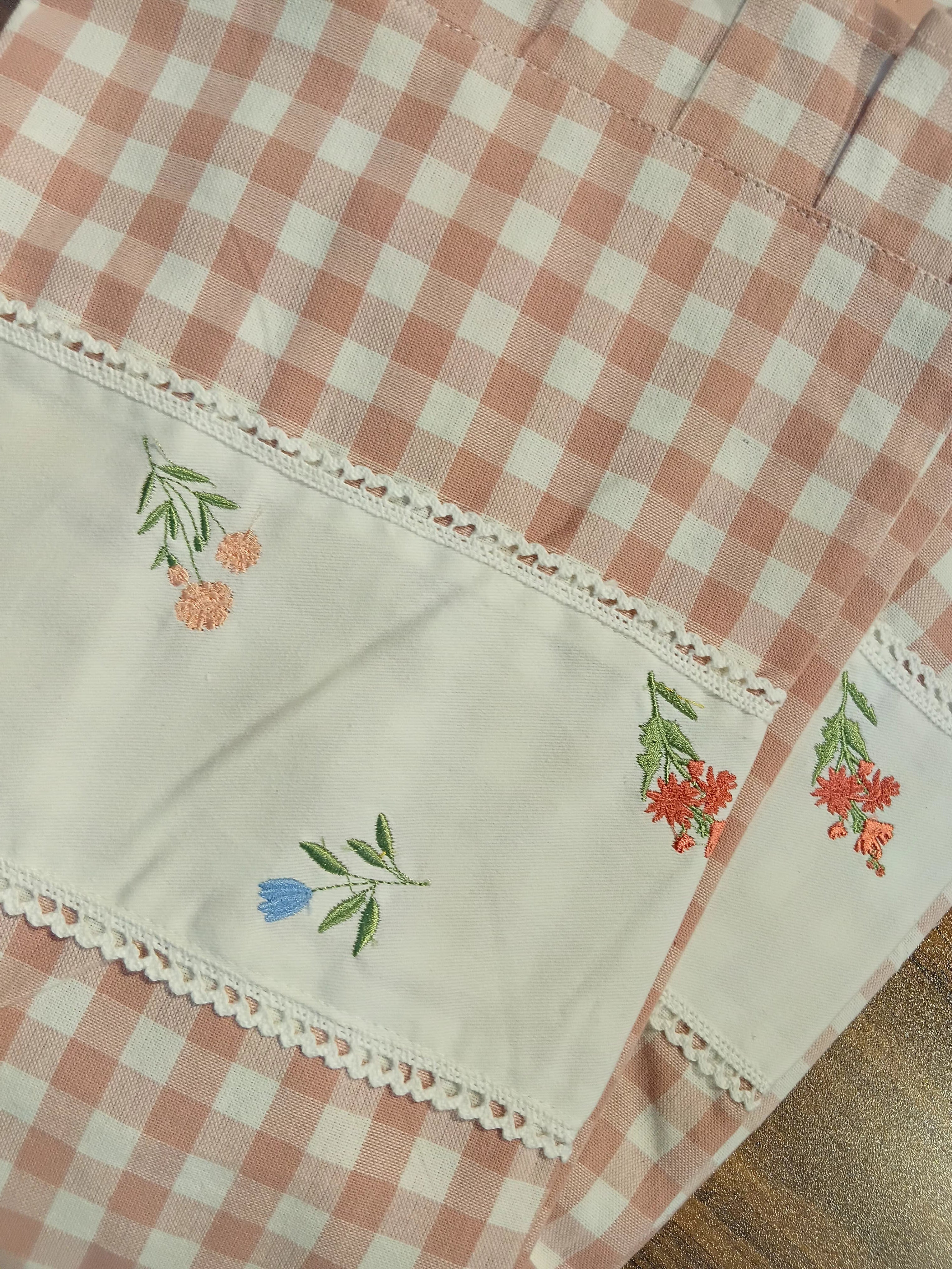 Check Floral Embroidery Bedspread bed sheet