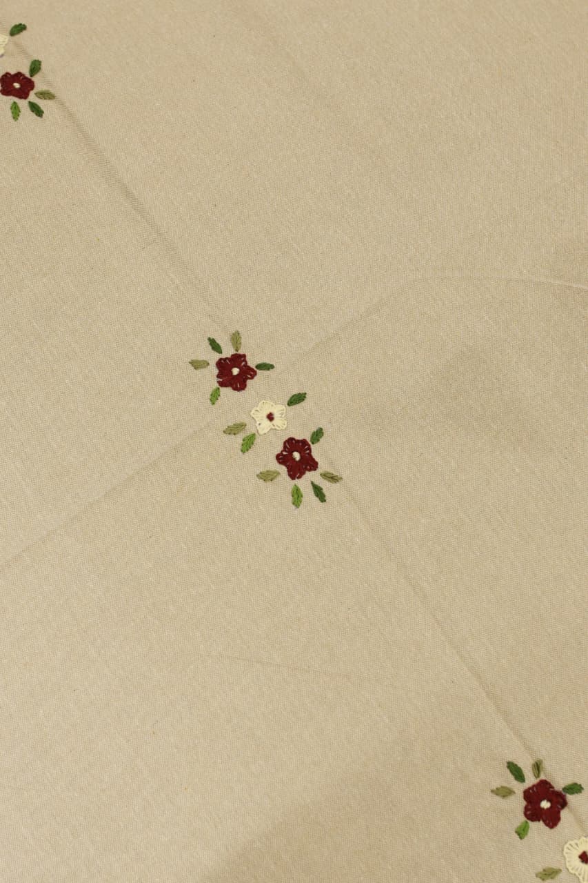 Table cloth - 4 seater hand embroidery hand embroidery