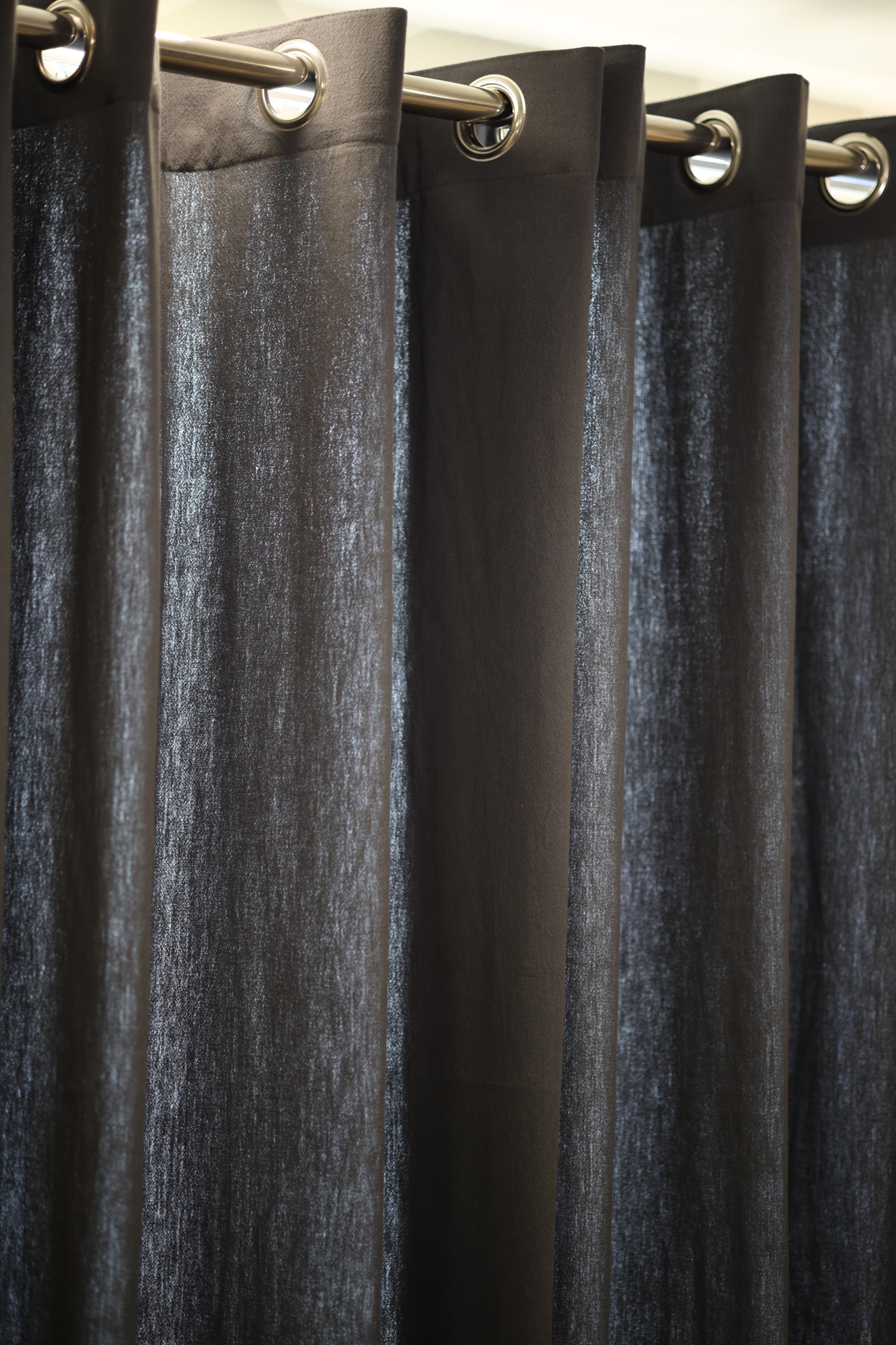 Curtain - Opaque solid plain curtains : Grey