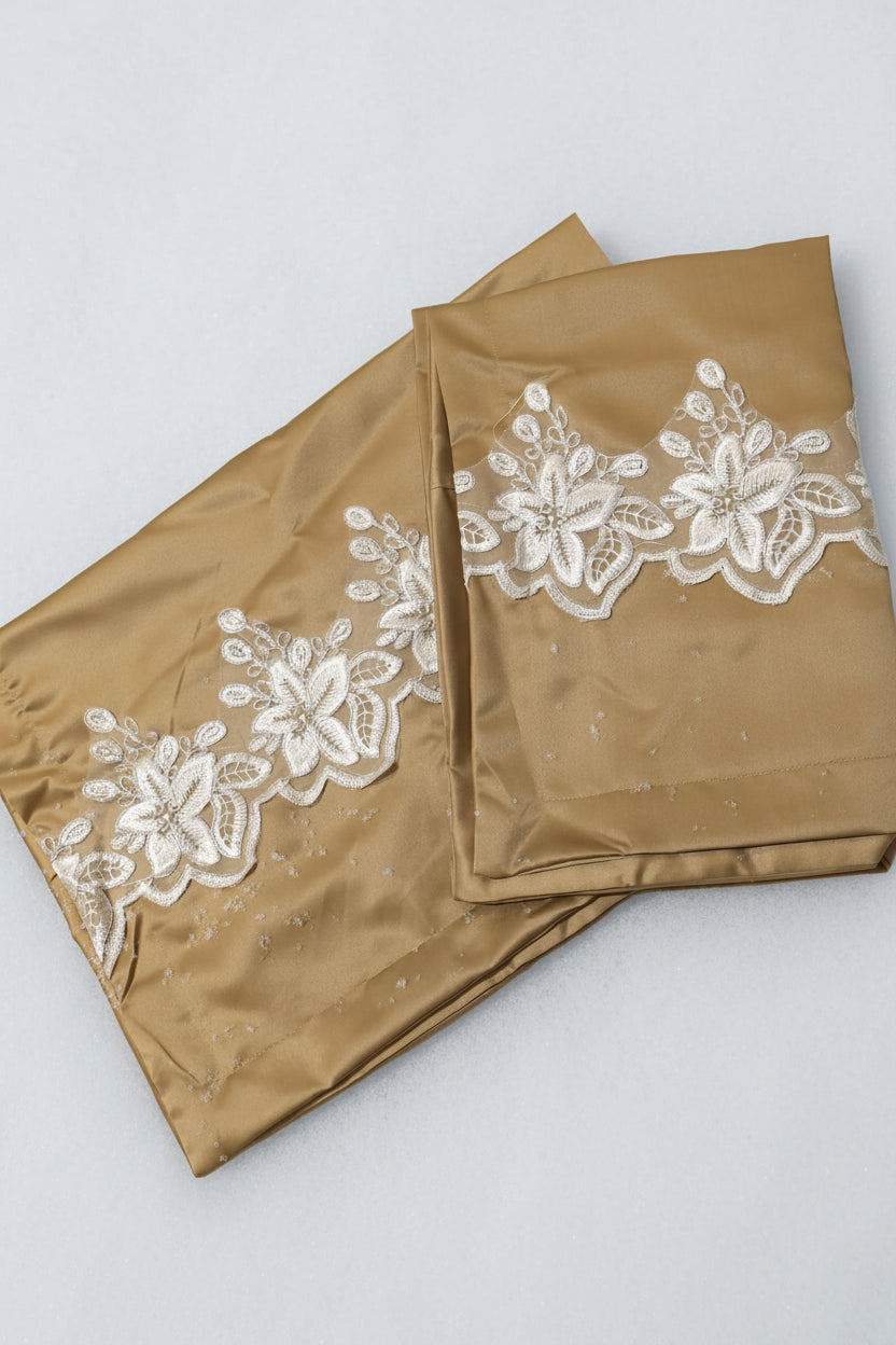 Bedsheets-Queen Silky lace bedsheets