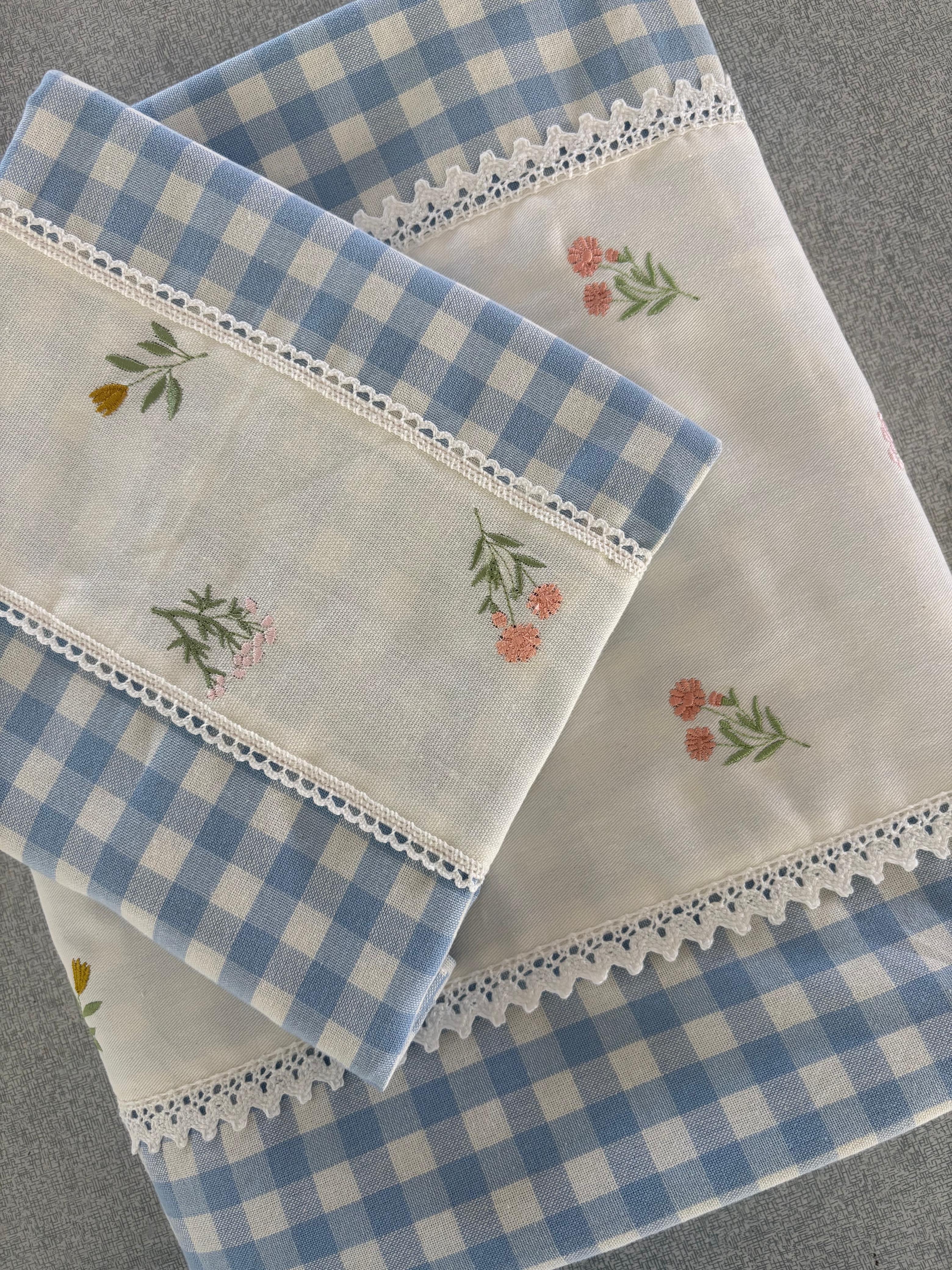 Check Floral Embroidery Bedspread bed sheet