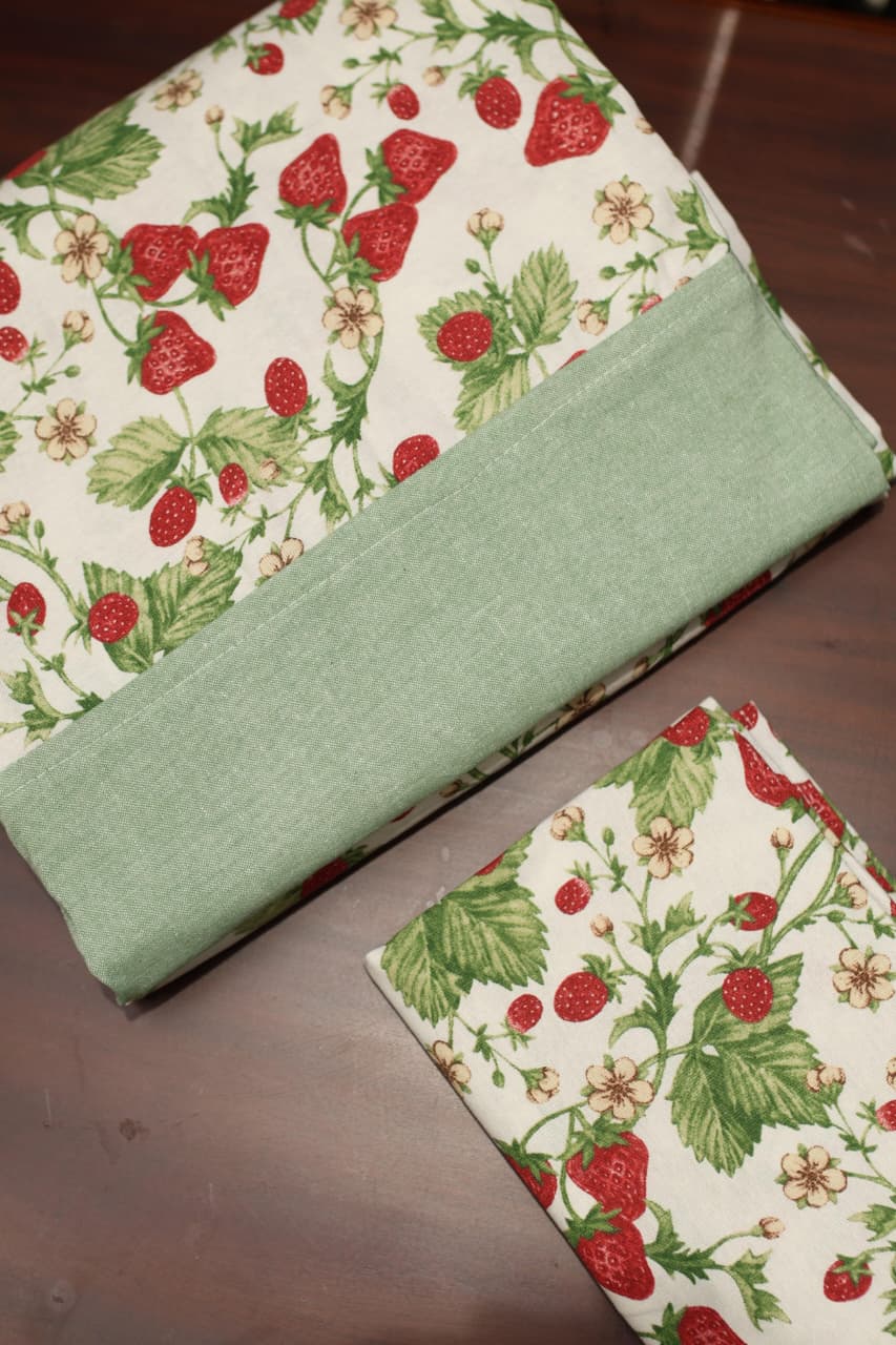 Bedsheets - King Daily use border bedsheets
