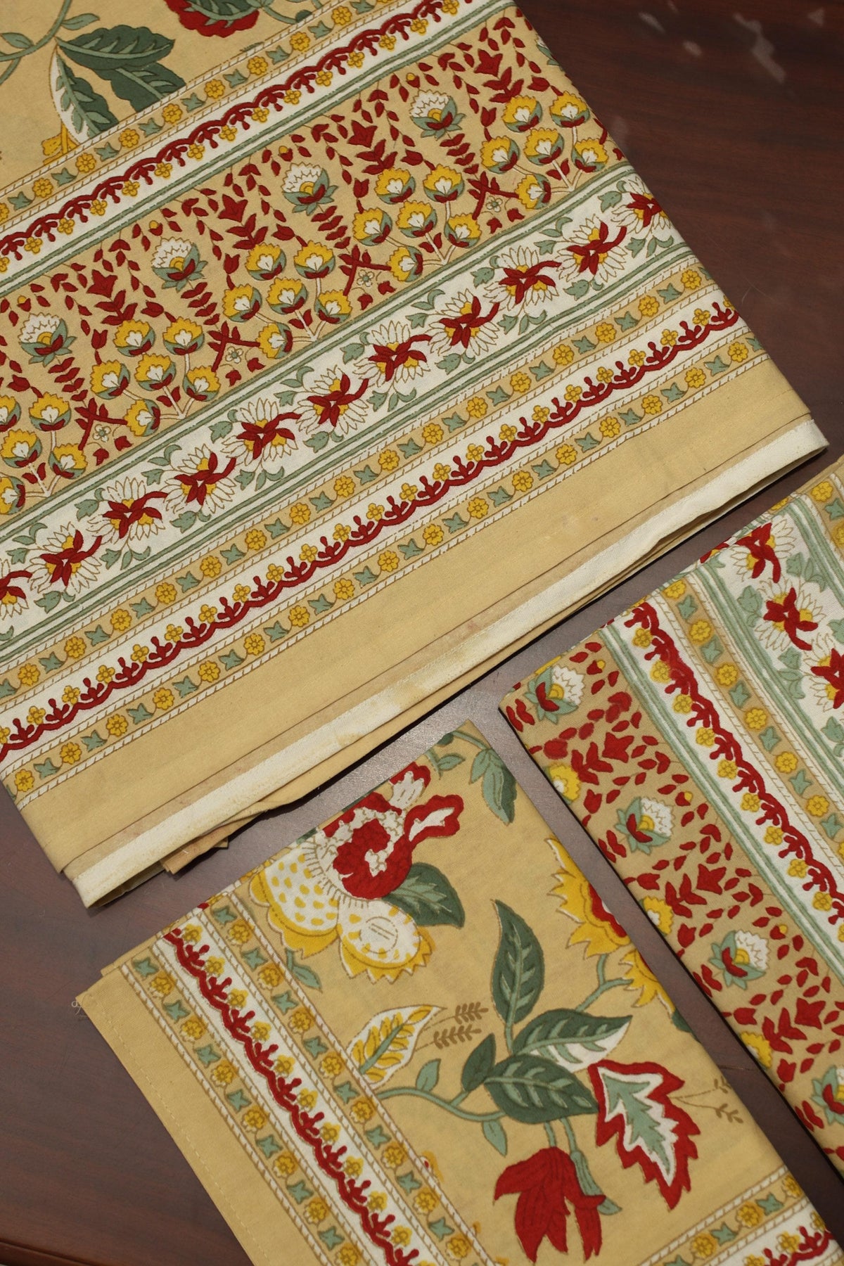 Bedsheets - Queen handblock rajwada print bedsheets