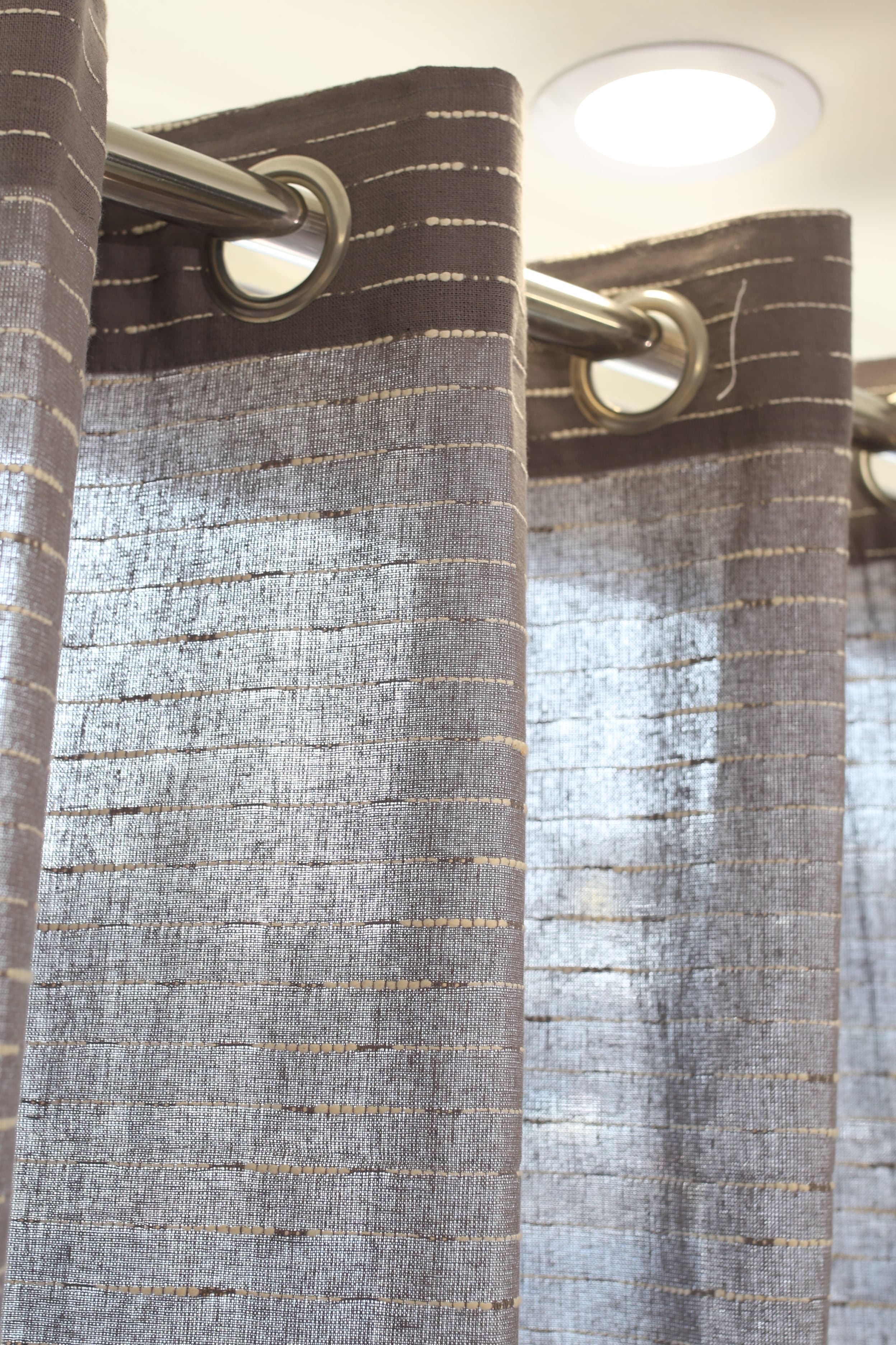 Curtains - Opaque grey shade