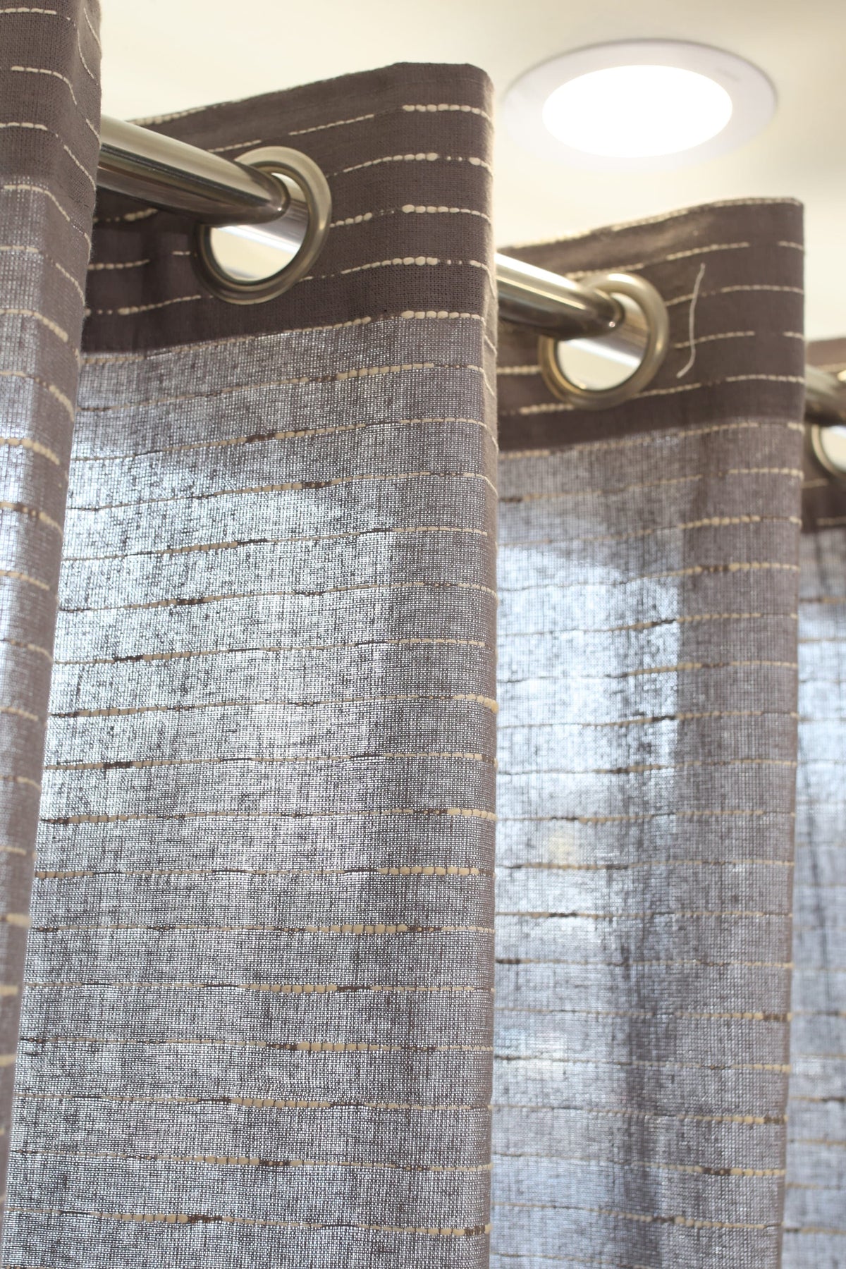 Curtains - Opaque grey shade