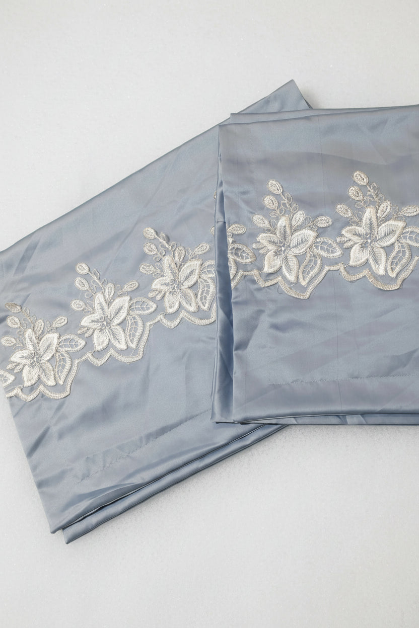 Bedsheets-Queen Silky lace bedsheets