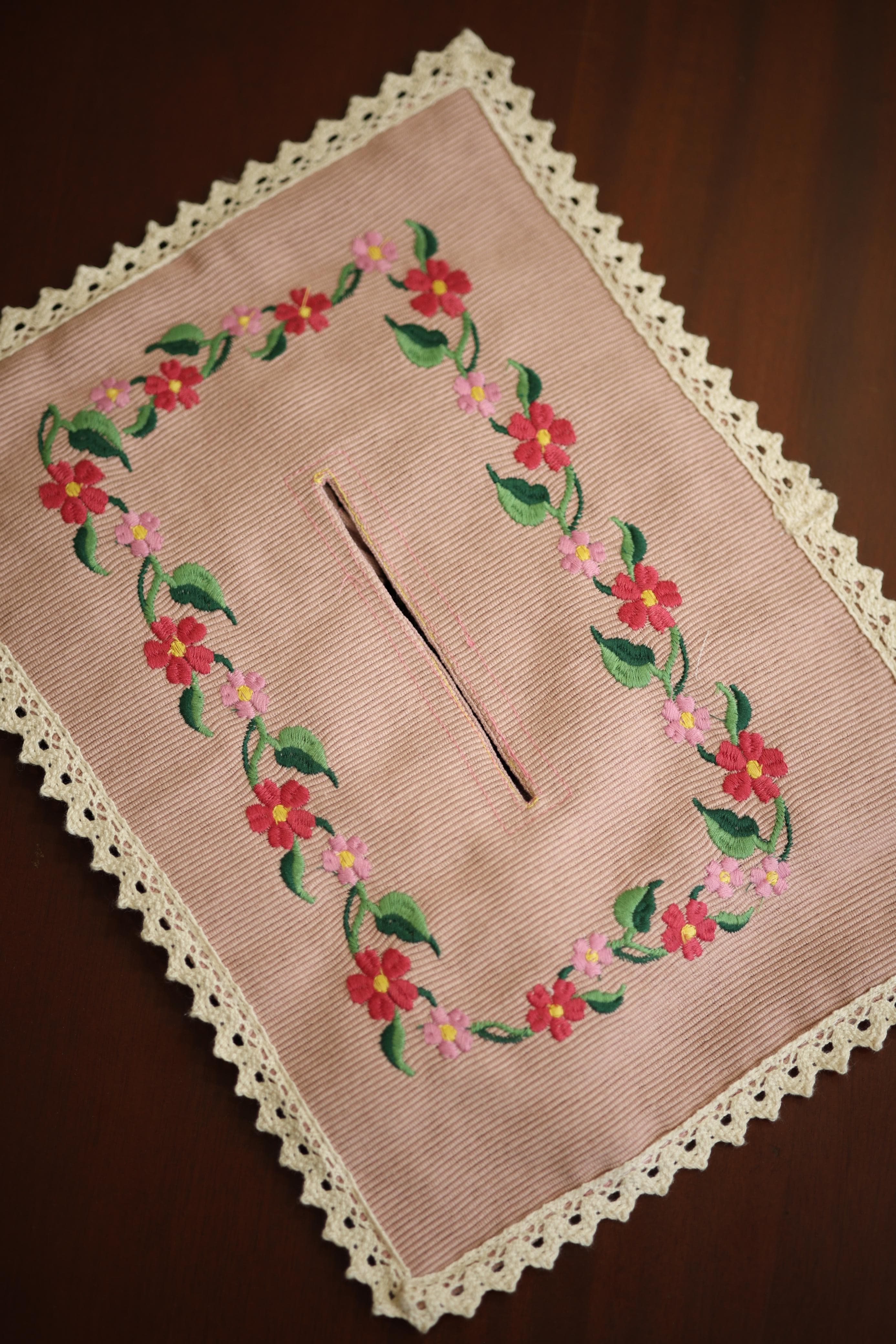 Tissue box covers - Dd embroidery