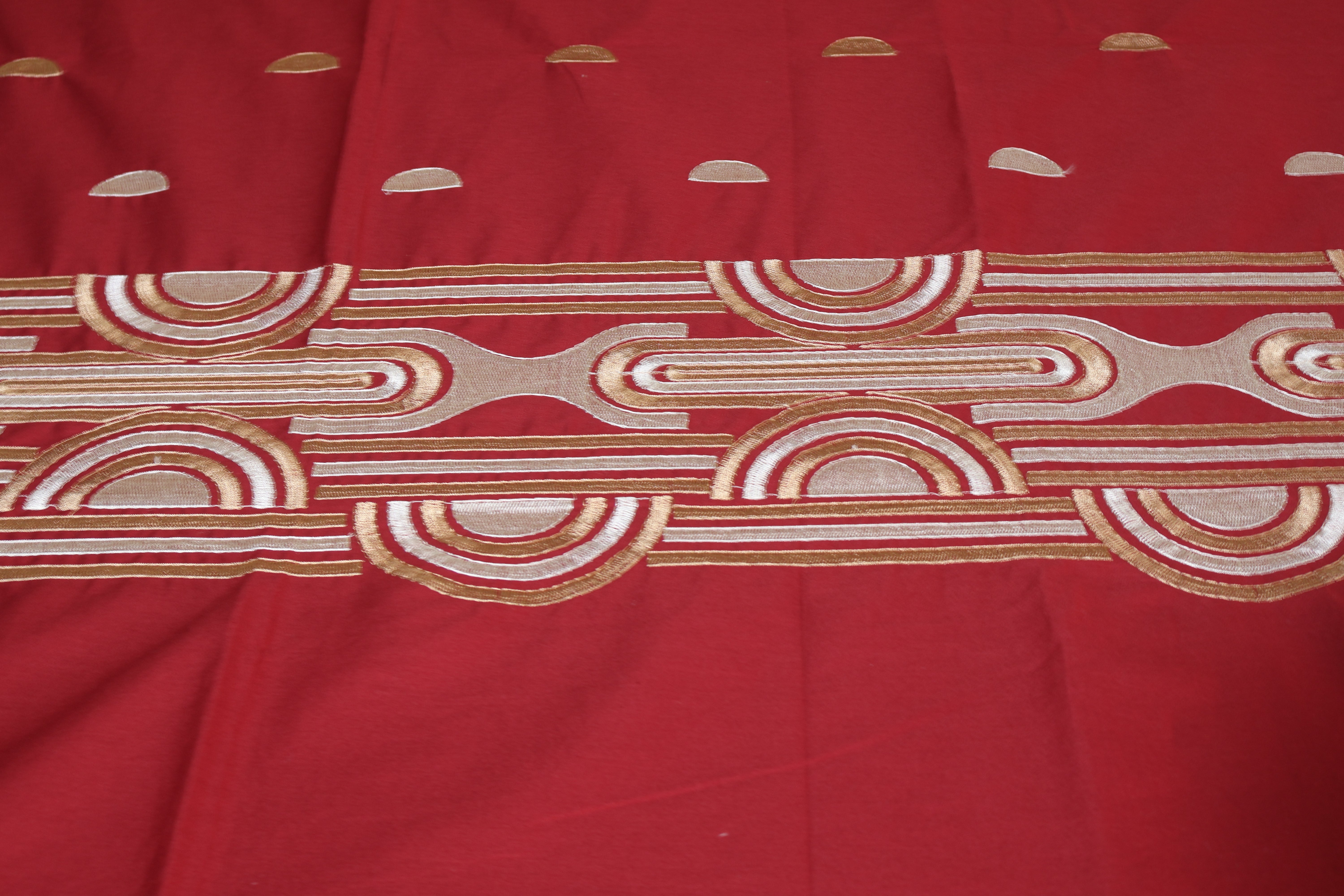Bedsheets - King premium Machine Embroidery Bedsheet