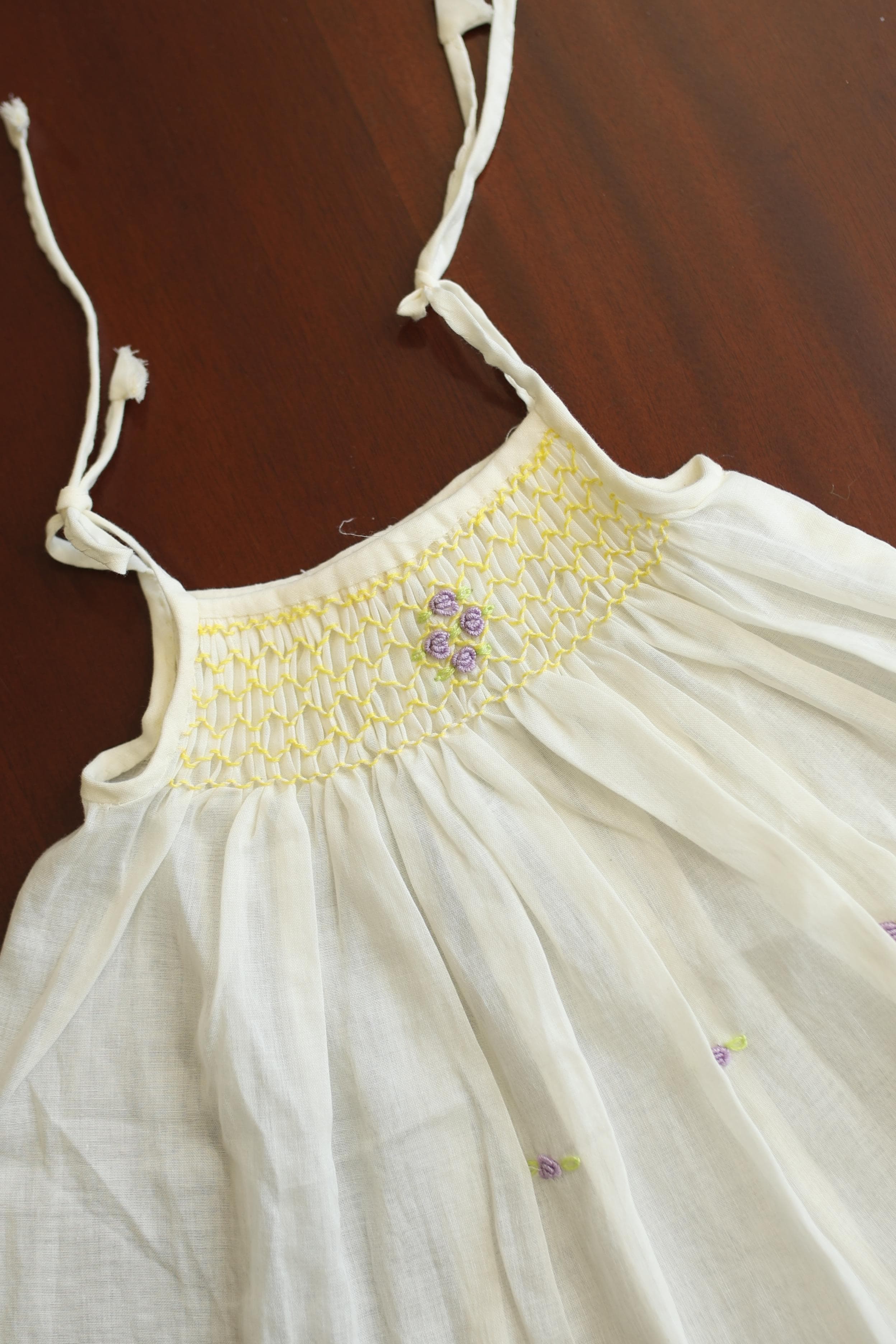 Kids smocked dress 0-3 month