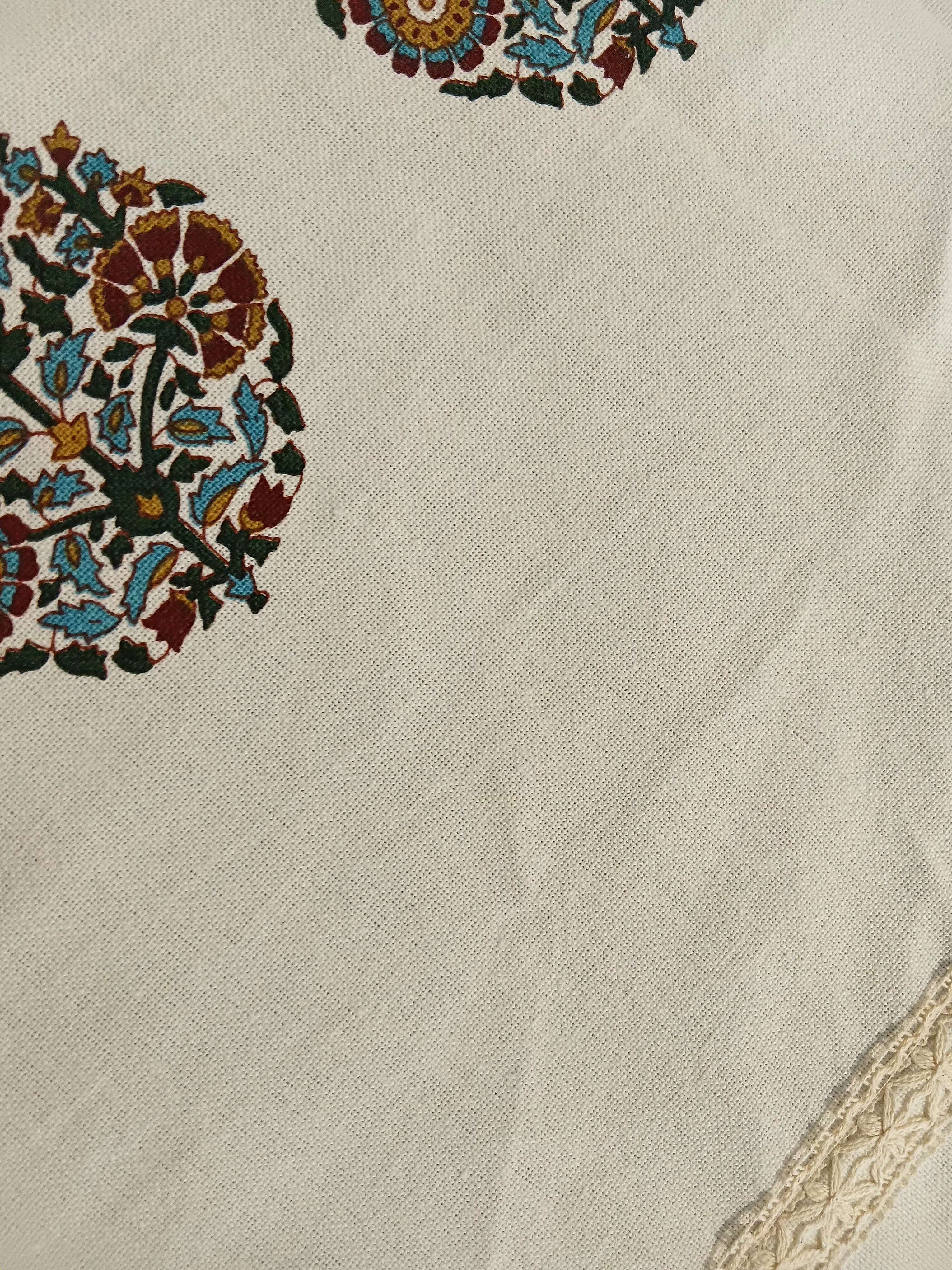 Table cloths - 8 seater