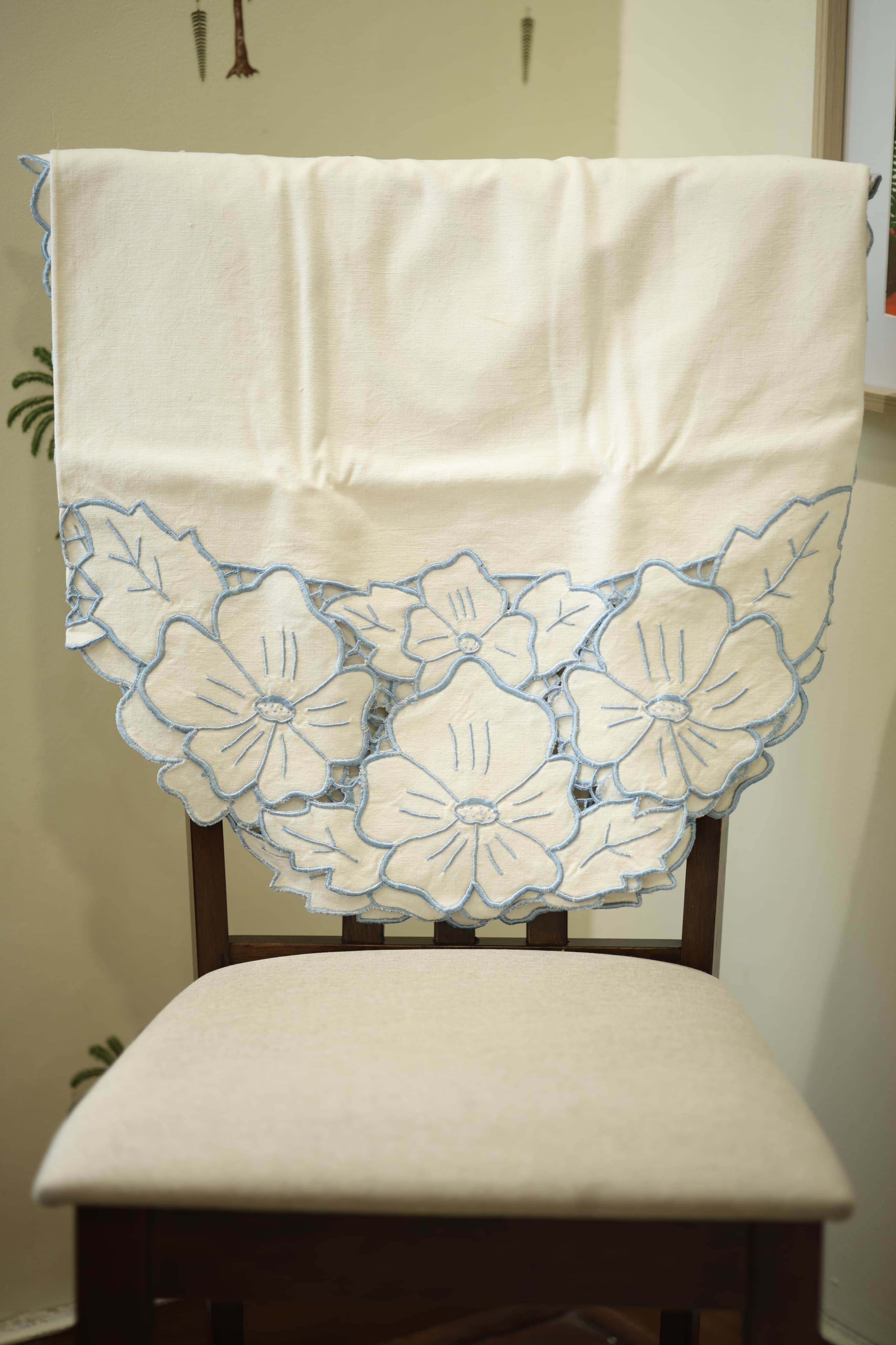 Chair / Sofa back - Cut work 4+1+1