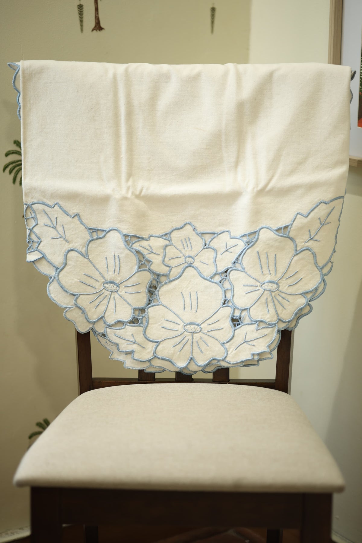 Chair / Sofa back - Cut work 4+1+1