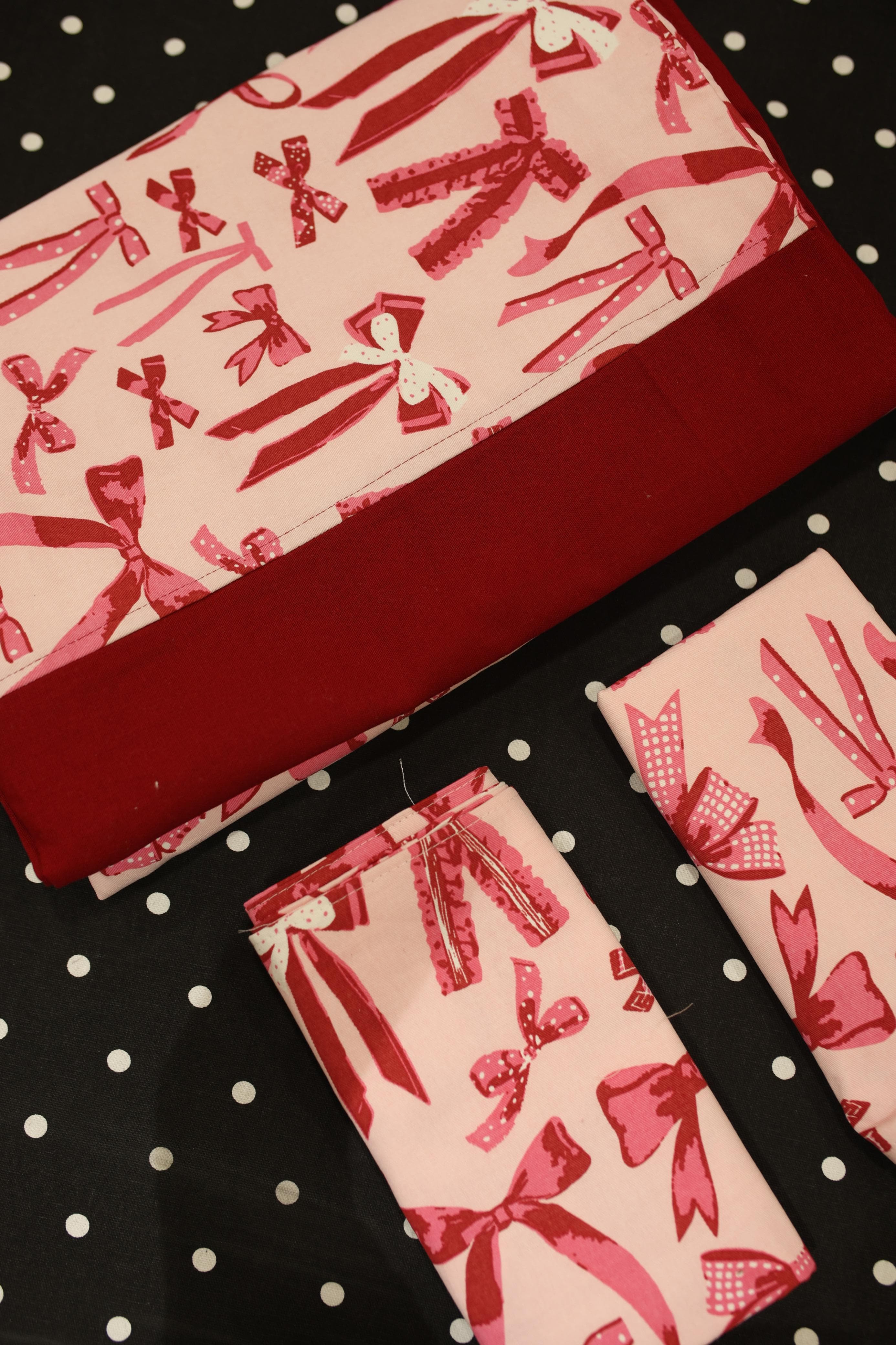 Bedsheets - Queen daily use border bedsheets