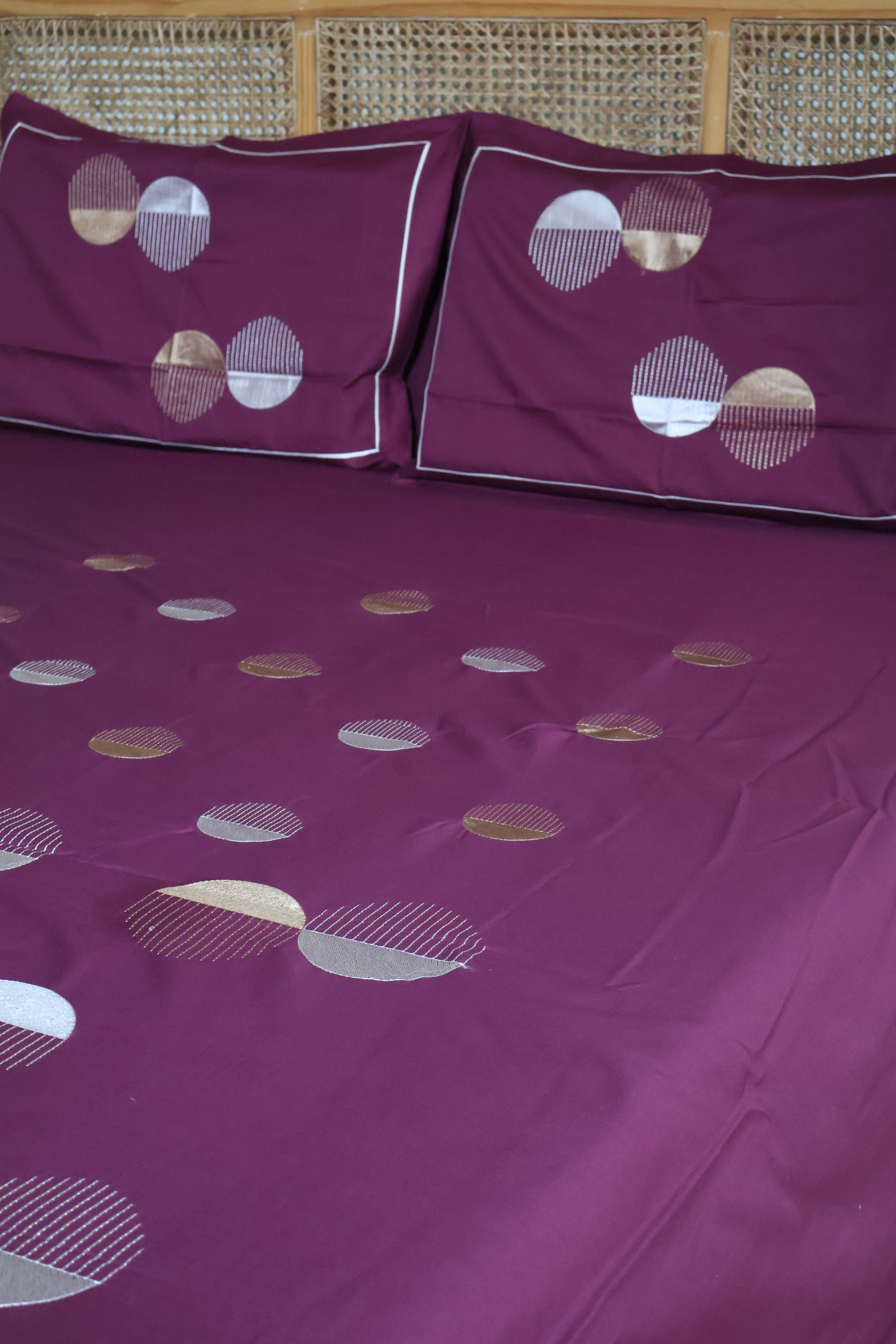 Bedsheets - King premium Machine Embroidery Bedsheet