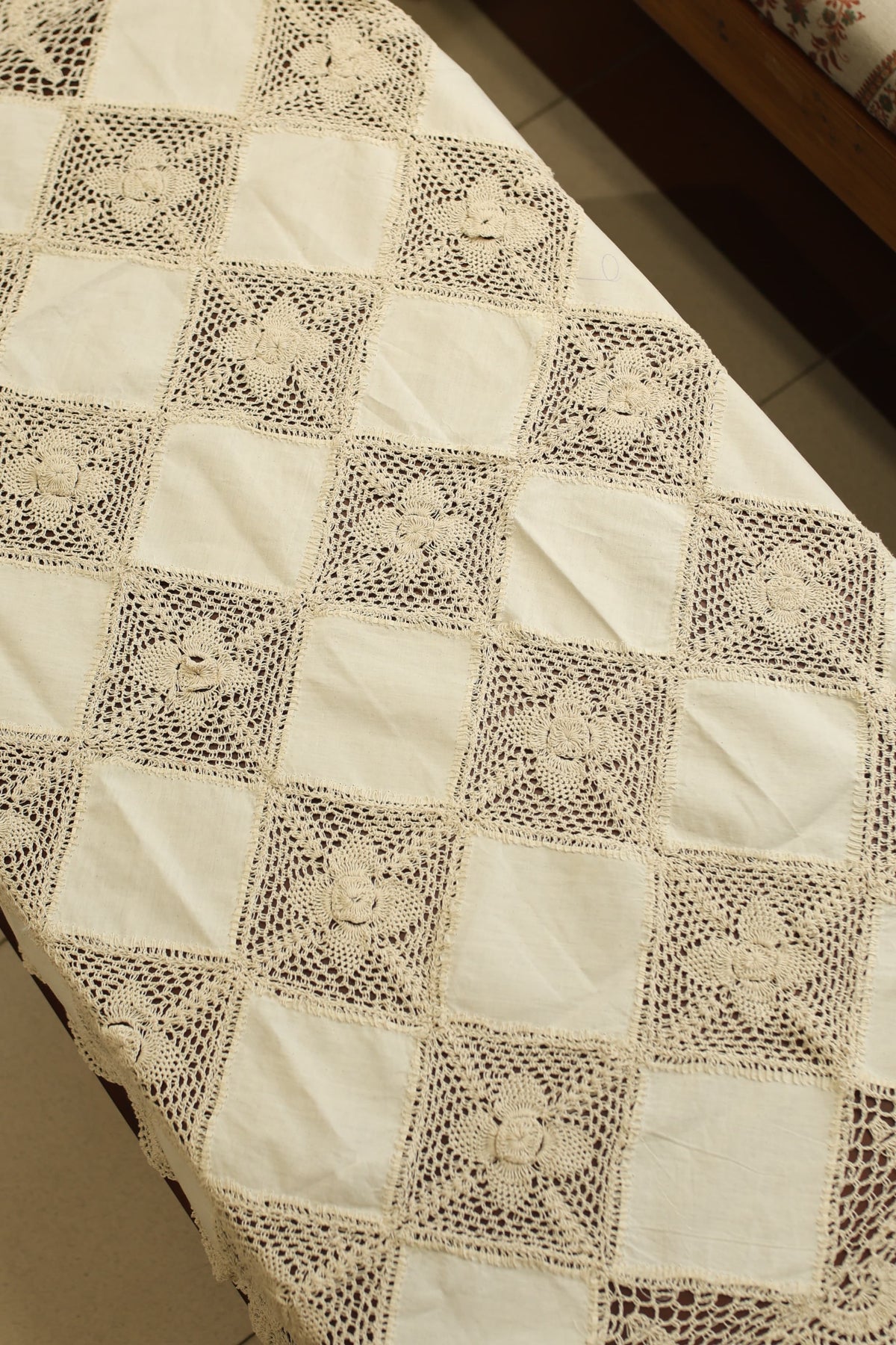 Table cloth crochet - 4 seater