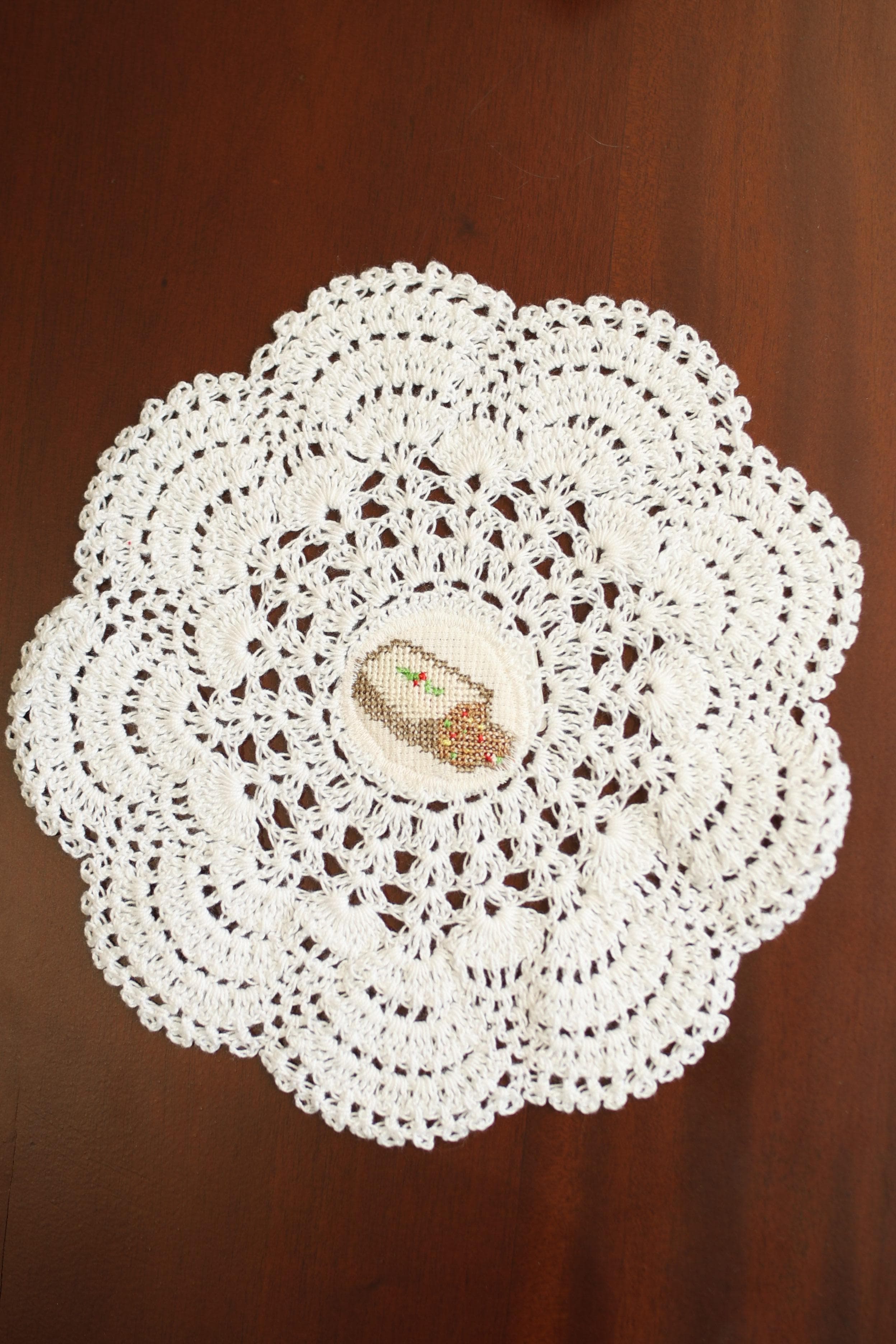 Coaster - Cross stitch Embroidery