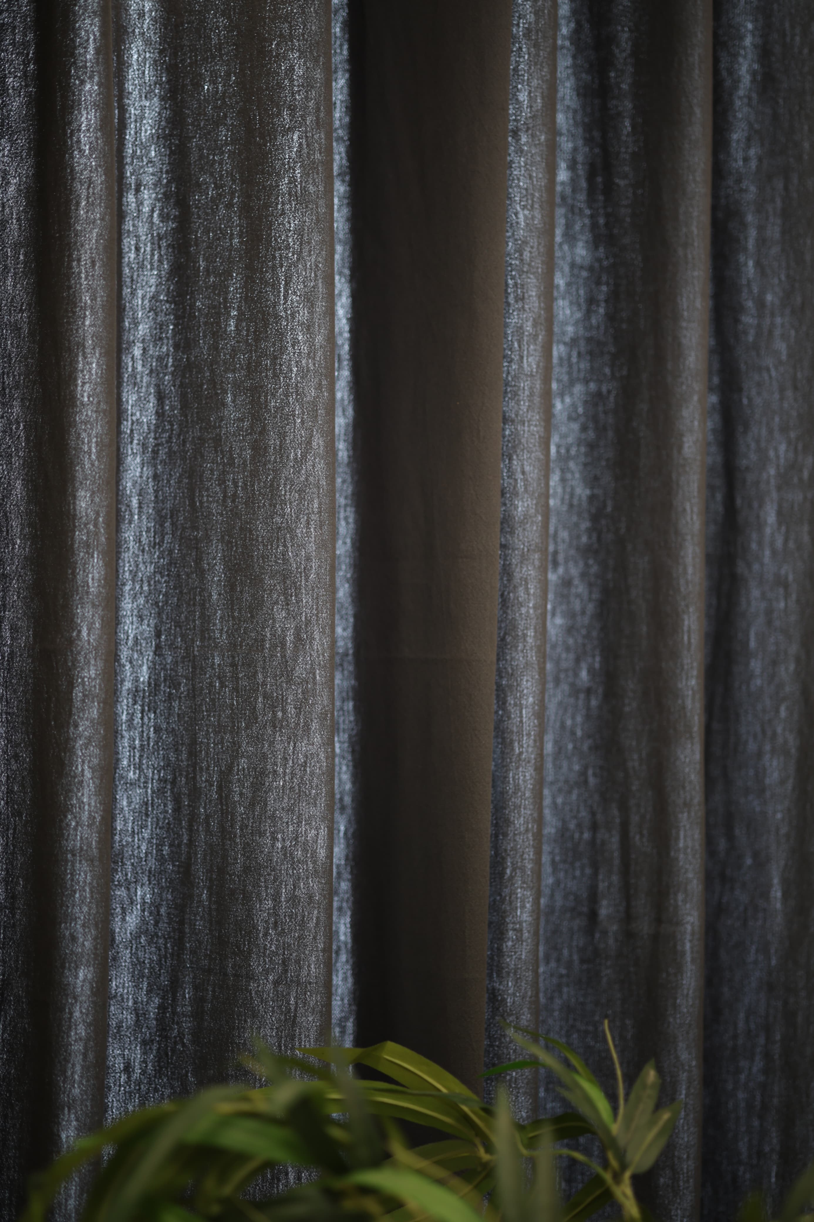 Curtain - Opaque solid plain curtains : Grey